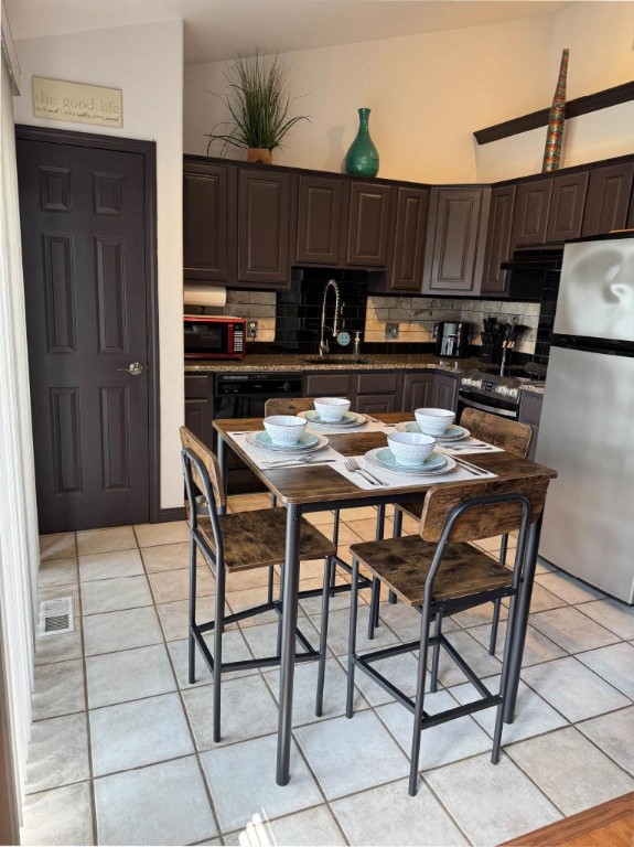 Unit 10 Holiday Island - Residential