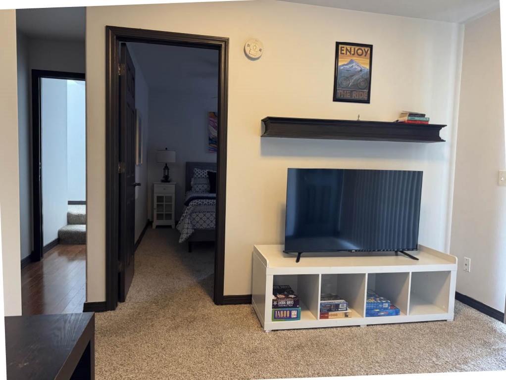 Unit 10 Holiday Island - Residential