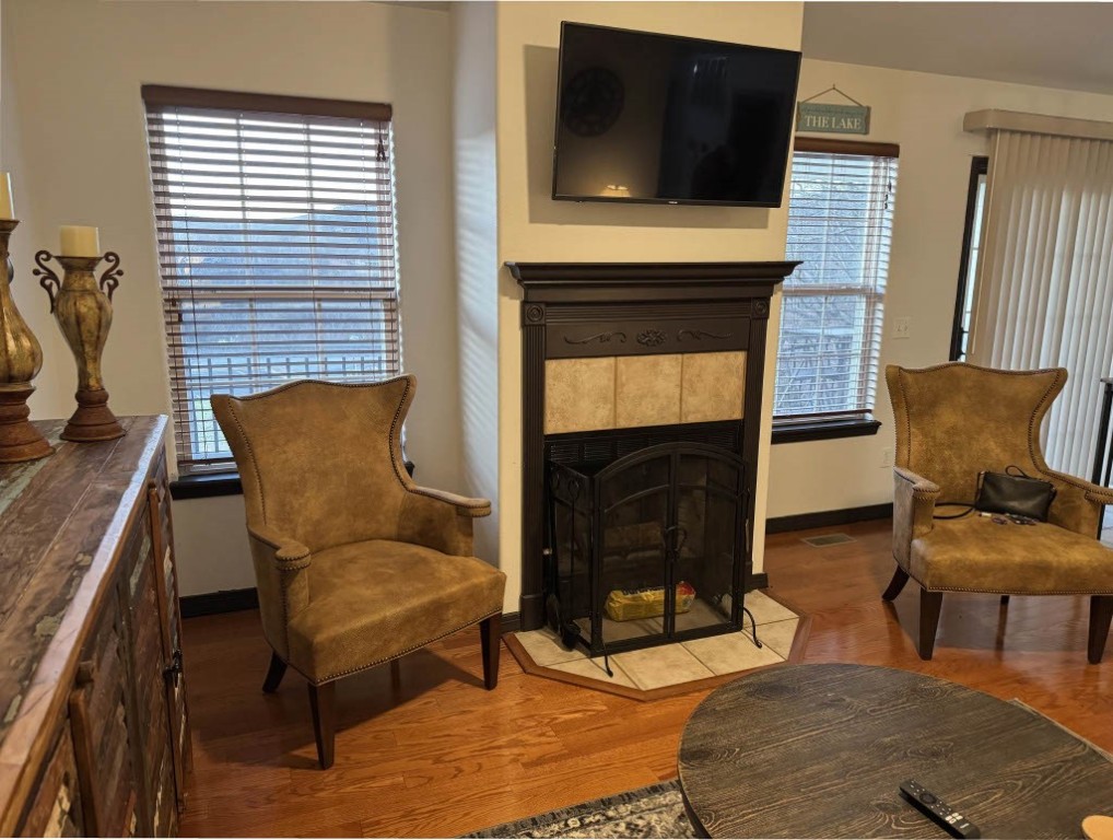 Unit 10 Holiday Island - Residential