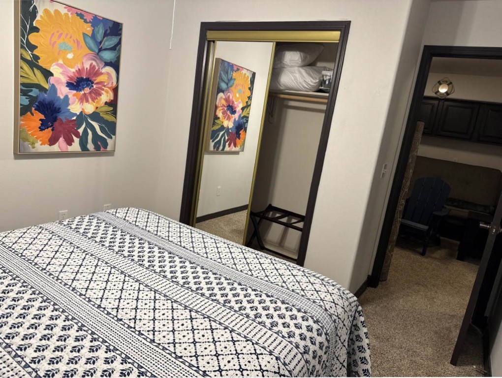 Unit 10 Holiday Island - Residential