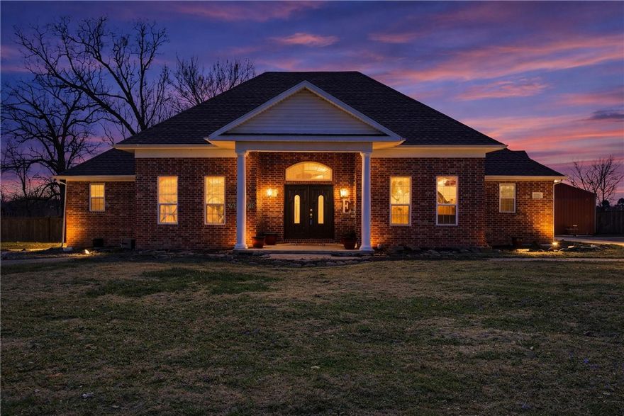 Beautifully updated home on nearly an acre in Lowell, just west of I-49. Step inside to find granite countertops, fresh paint, and a newer roof (2019) along with hardwood and tile flooring throughout much of the main level. The layout offers three bedrooms and three full baths downstairs, plus multiple living and dining areas that make it easy to spread out or entertain. Upstairs, a private suite with a full bath works well for guests, an office, or any other use that fits your lifestyle. Outside, enjoy a covered patio overlooking the large yard and a 30×30 workshop that’s great for projects, storage, or extra parking. Tucked away on a quiet cul-de-sac off Highway 264, this home offers the perfect mix of privacy, space, and convenience—just minutes from Bentonville, Rogers, and Fayetteville.
Flexible terms available, including potential owner financing