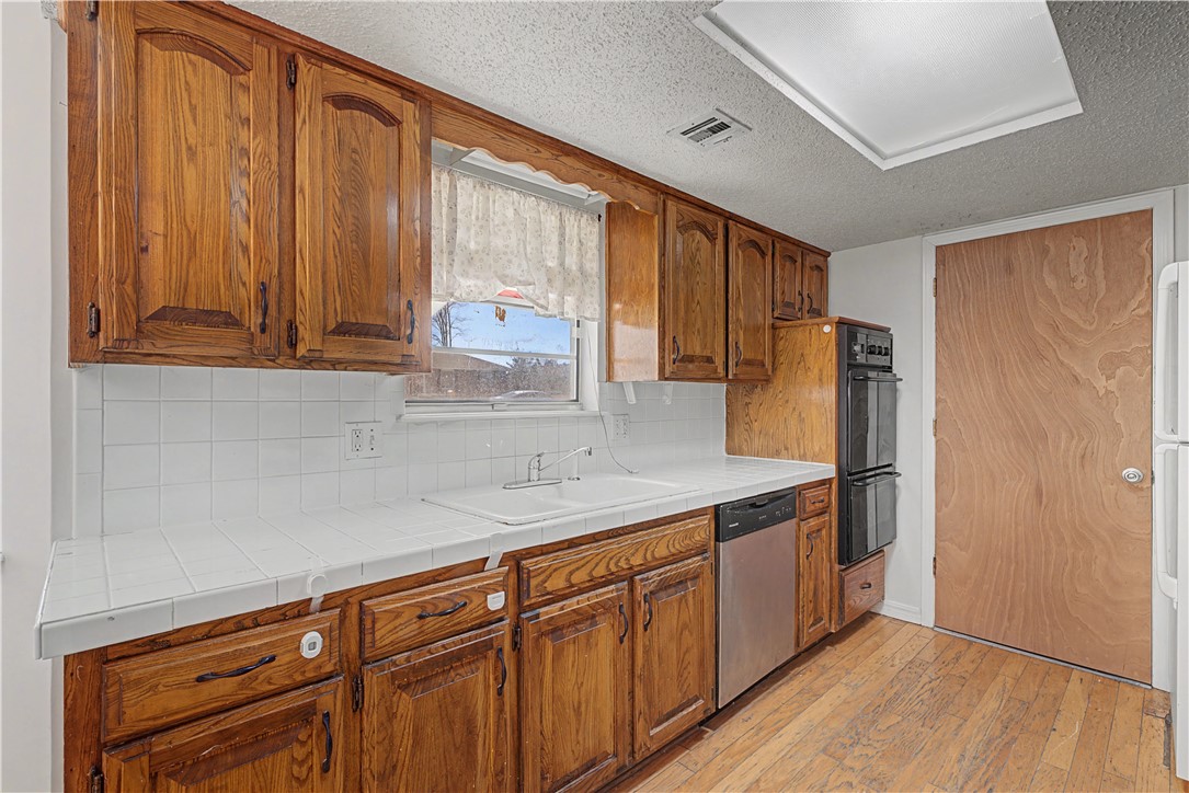 Oak Hill West - Residential