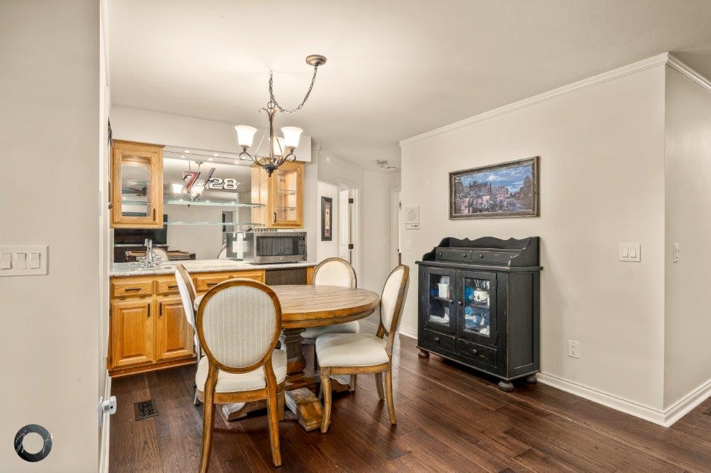 Paramount Estates - Residential