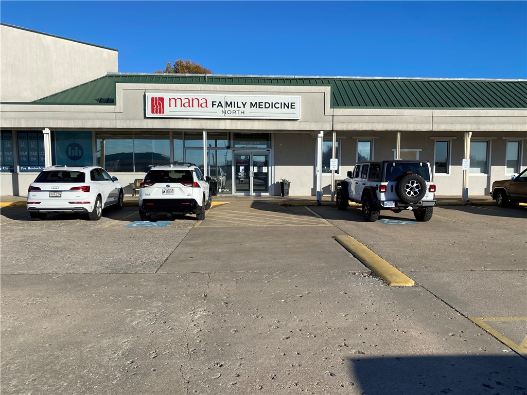 Great location in No. Fayetteville close to I49 and the major retail areas of the City. 2022 traffic count on College, 1 block south of the property, was 34,000 per day. Within the shopping center is the Village Inn, FedEx, Liquor World, 7Brew, and Bargain Brothers. Other businesses in the vicinity are Whole Foods, The Fiesta Square Shopping Center, Cain's Chicken, Chipolte, and many other small businesses. There is an abundance of parking immediately in front of the premises. The current use is for medical offices, with a number of examining rooms, staff support areas, etc. There is also an adjoining 6,600 sf is for lease.