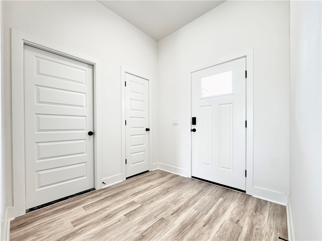 Goose Creek Village Ph. 5 - Residential Lease