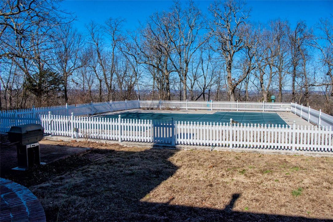 Sherwood Forest Estates - Residential