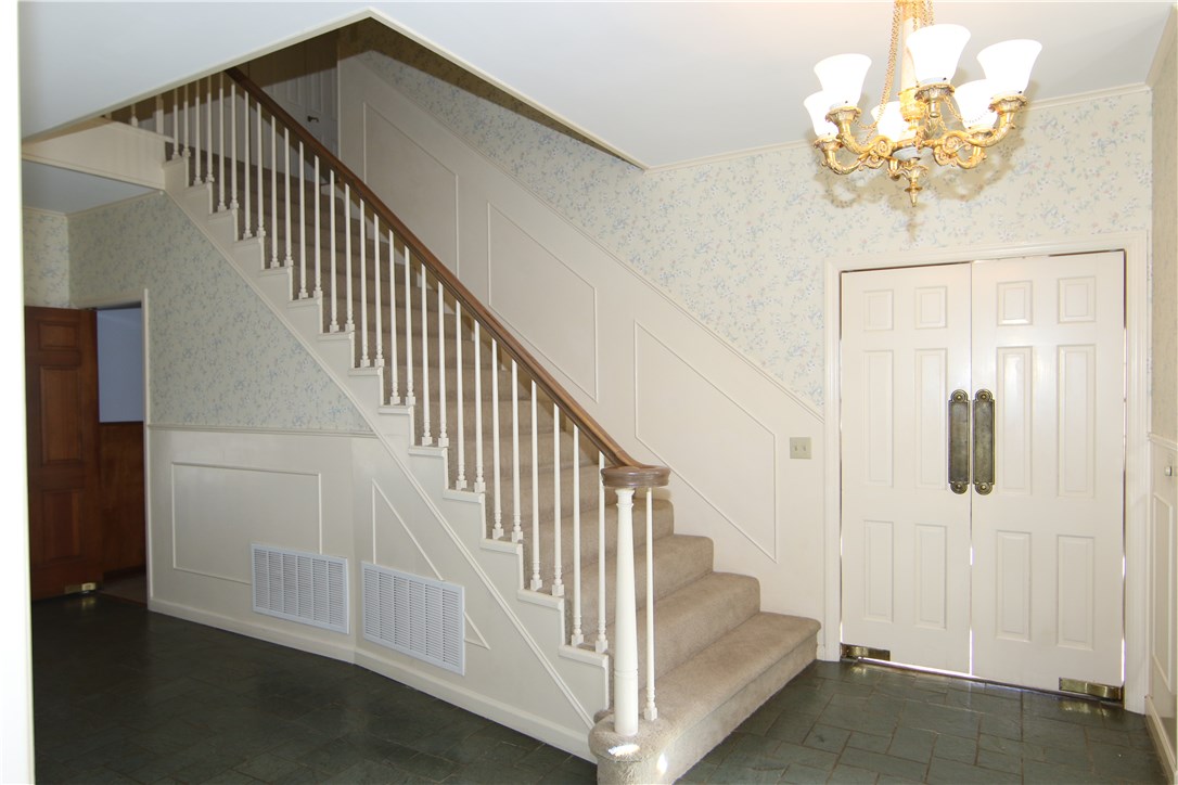 Sherwood Forest Estates - Residential