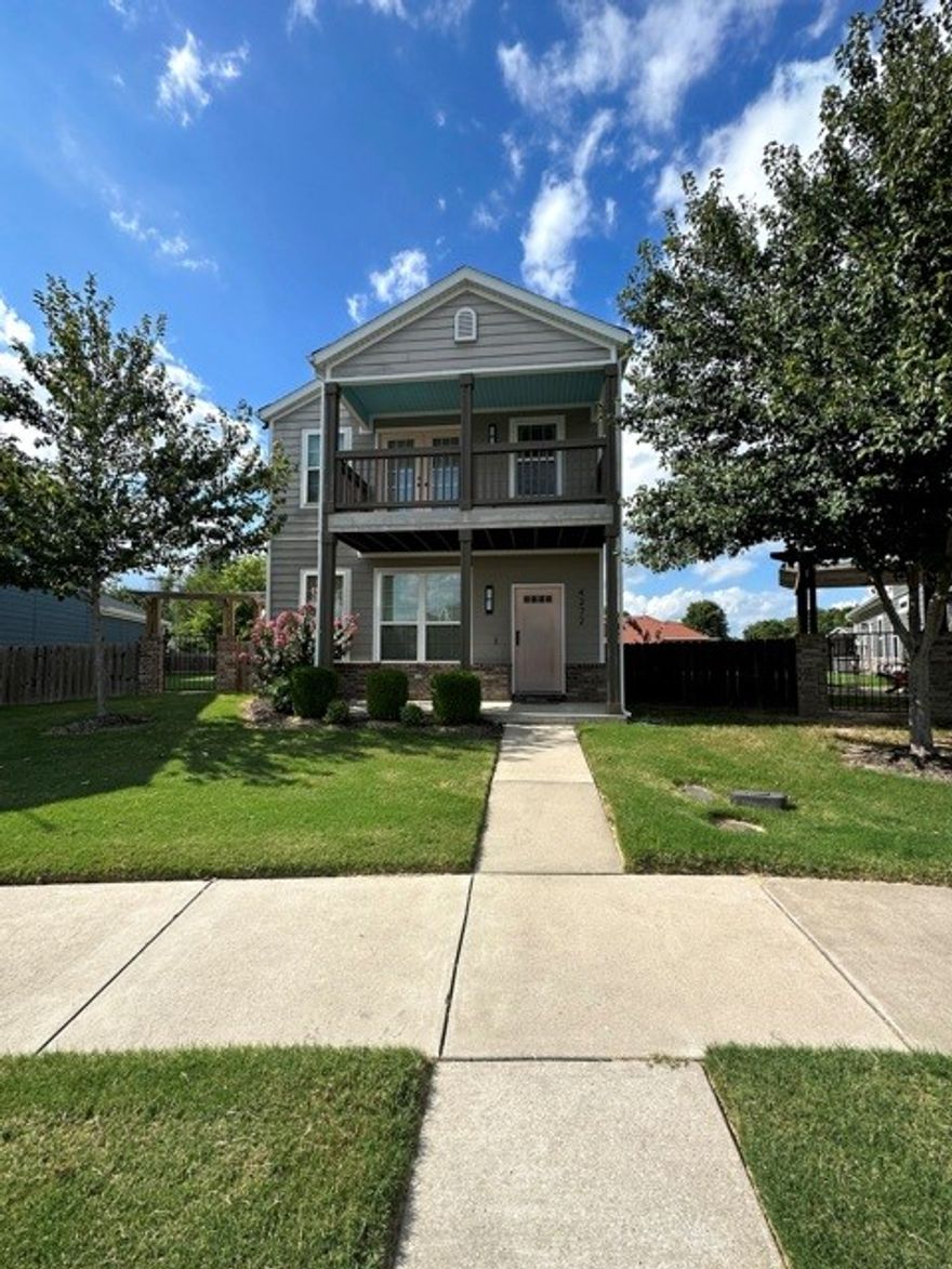 Hard-to-find, well-kept home in the Rupple Row subdivision in west Fayetteville! This home features 4 bedrooms and 3.5 bathrooms. The downstairs offers an open-concept layout, including the primary bedroom and bath, laundry room, and an additional half bath.

Upstairs, you will find a second primary bedroom and bath, along with two additional bedrooms connected by a Jack-and-Jill bathroom. Washer, dryer, and refrigerator convey, as well as living room and bedroom furniture.

POA dues are $180 per quarter and include lawn care. The home features a rear-load garage and offers easy access to I-49 and shopping along Wedington Drive. Conveniently located near Centennial Park, bike trails, and the University of Arkansas bus system.