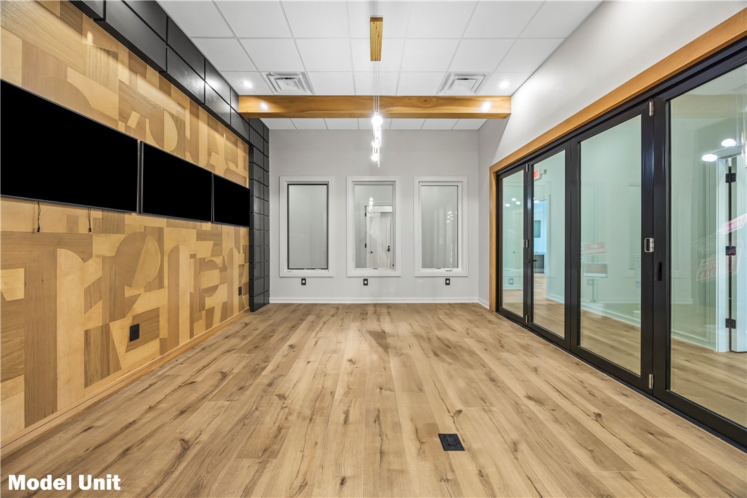 WIENS ACRES-BENTONVILLE - Commercial Lease