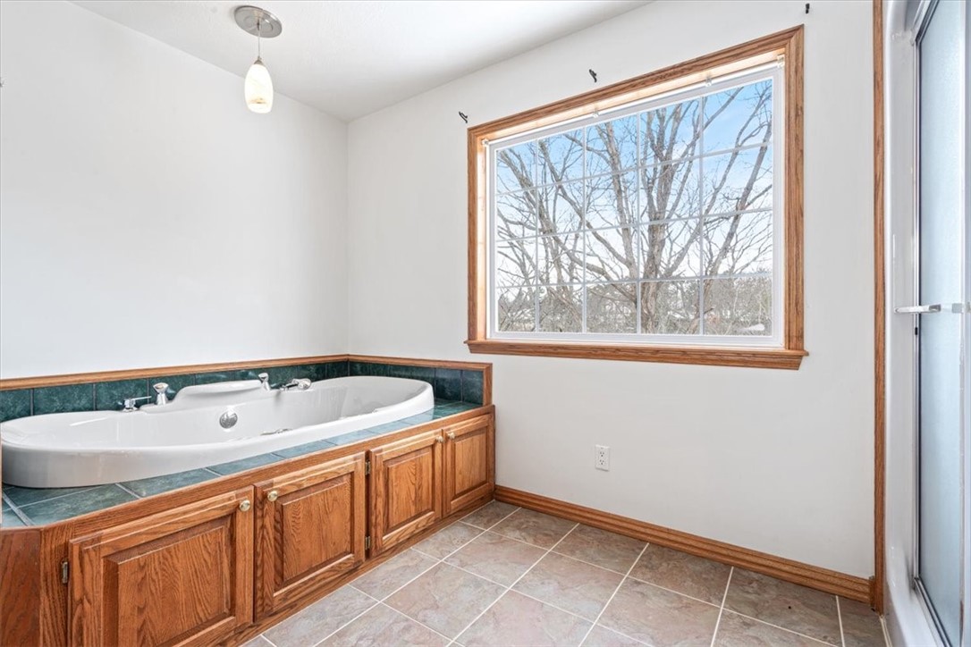 Unit 8 Holiday Island - Residential