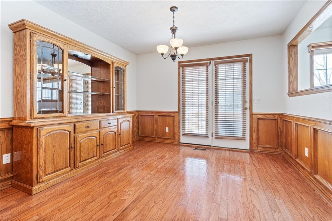 Unit 8 Holiday Island - Residential