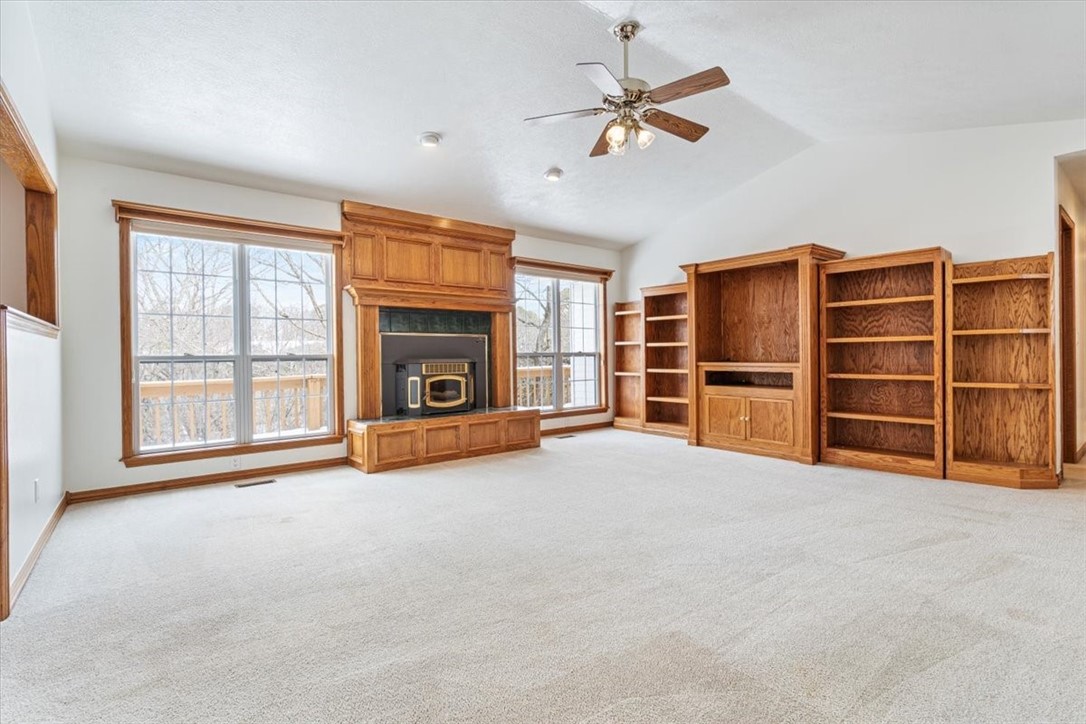 Unit 8 Holiday Island - Residential