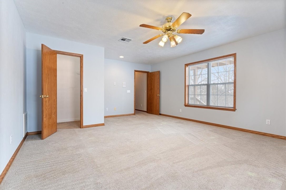 Unit 8 Holiday Island - Residential