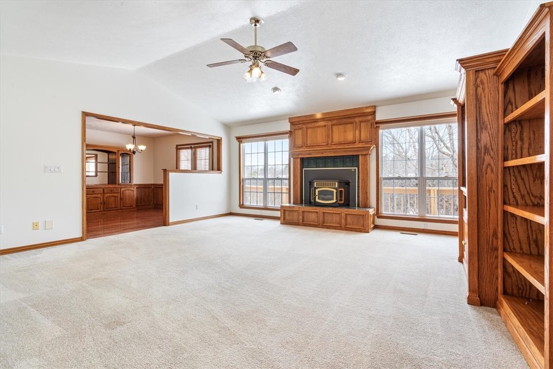 Unit 8 Holiday Island - Residential