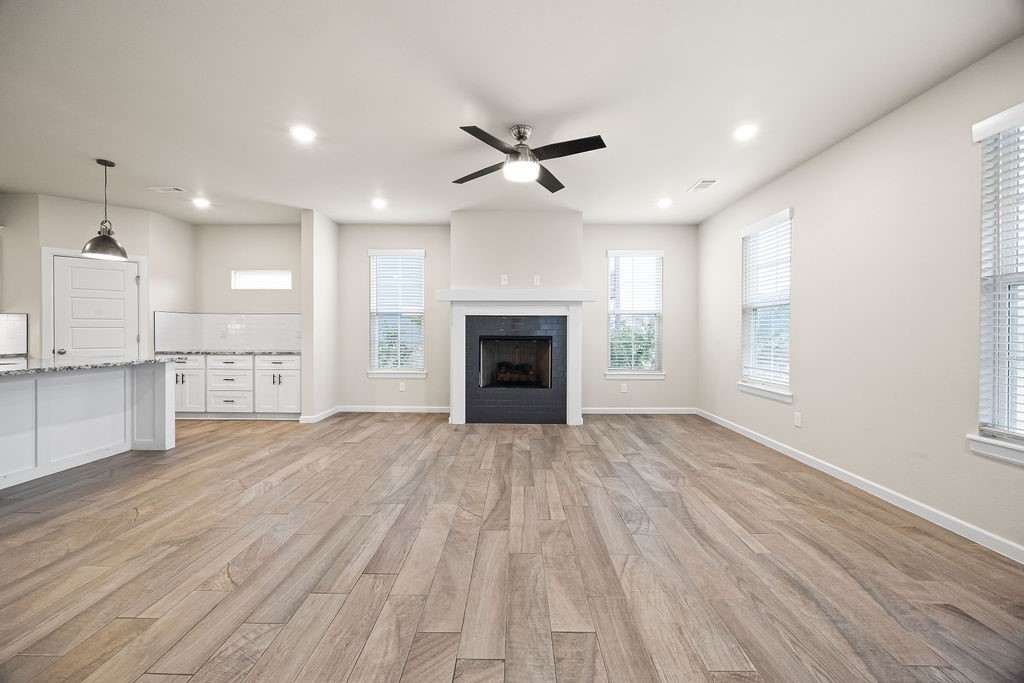 Groves Neighborhood Ph Ii, The Rogers - Residential Lease