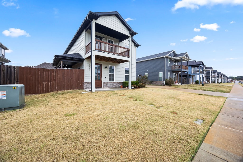 Groves Neighborhood Ph Ii, The Rogers - Residential Lease