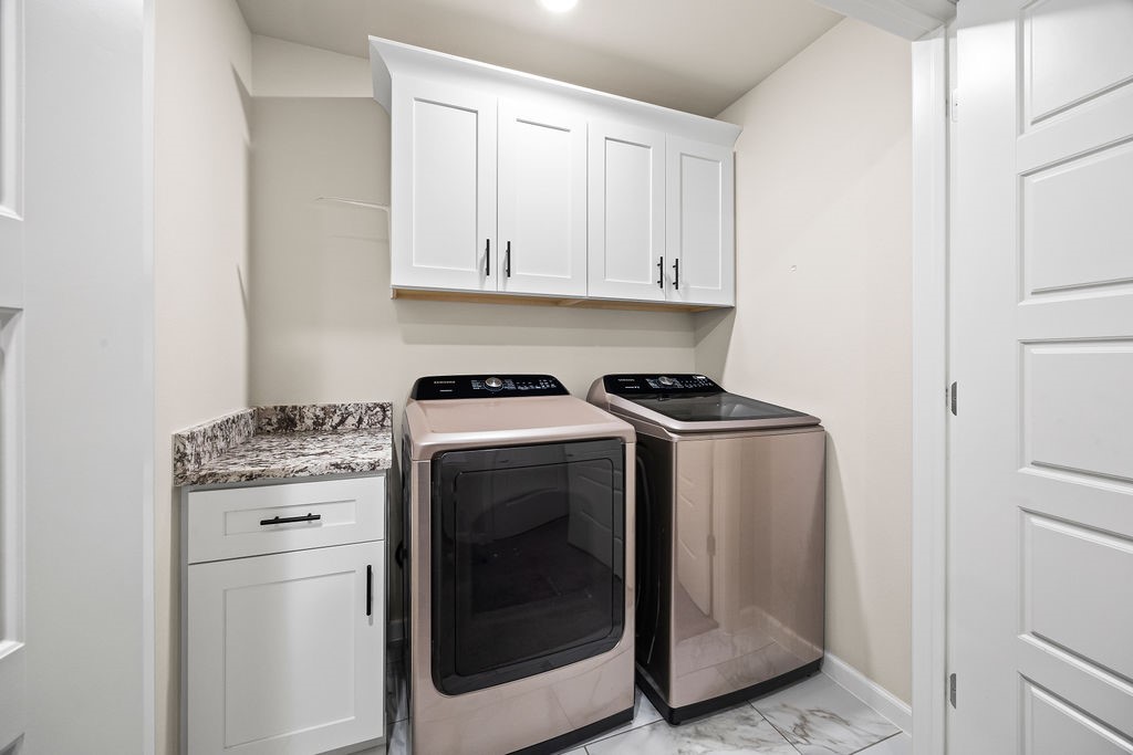 Groves Neighborhood Ph Ii, The Rogers - Residential Lease