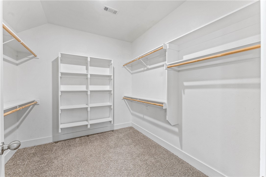 Hickory Meadows Sub Ph 1 - Residential