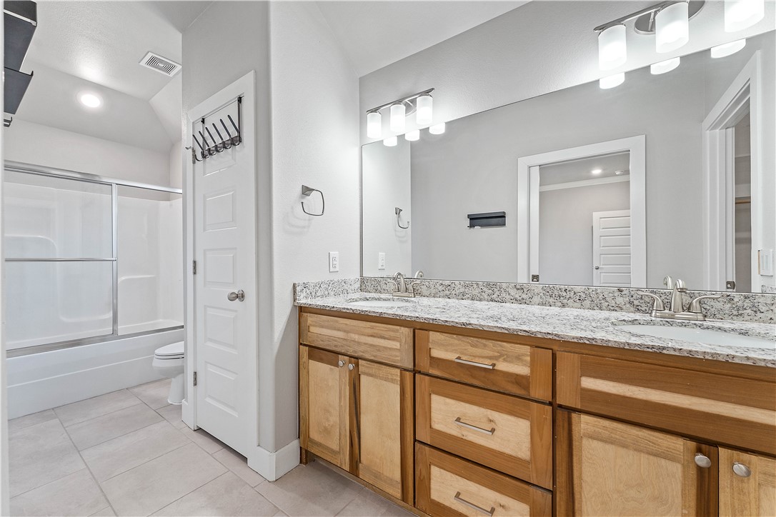 Hickory Meadows Sub Ph 1 - Residential