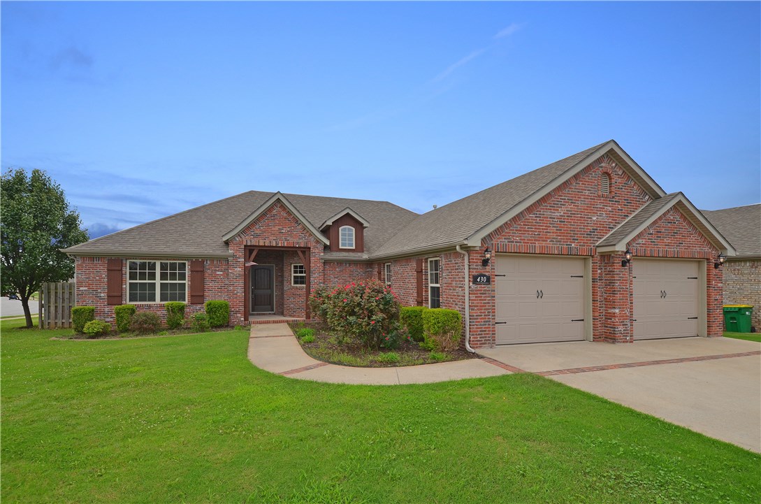 Corner Lot w/ Great Curb Appeal, Fully Fenced Backyard & Nice Deck To Relax/Entertain! Updates Top To Bottom. New Wood Floors Run Throughout The Main Living, Dining & Hallways. Beautifully Trimmed Fireplace & Vaulted Wood Beamed Ceiling Add To The Elegance. Kitchen w/ New Appliance Package, Granite Tops. Master Suite Featuring A Dual Vanity, Whirlpool & Custom Shower In Master Bath. New Carpet, Paint & So Much More! Buy For Zero Down!