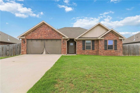 Photo of 1742 Charismatic Drive, Prairie Grove, AR 72753 (MLS # 1365486)
