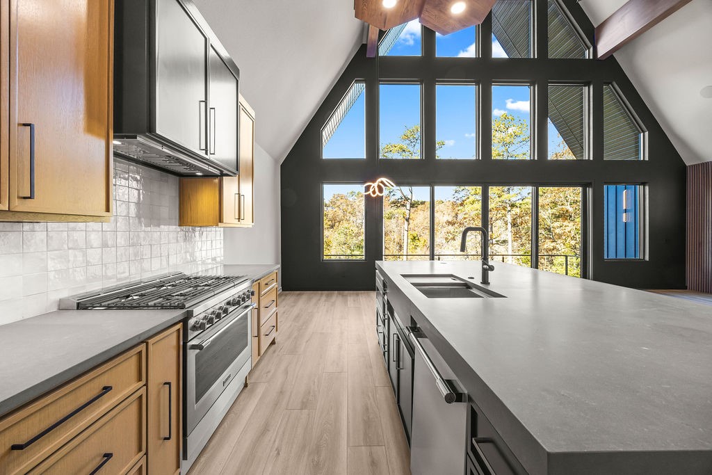 Ventris Cove Estates - Residential