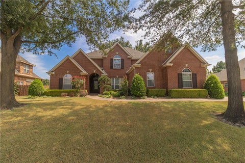 Photo of 202 Olinka Pass Street, Bentonville, AR 72712 (MLS # 1360367)