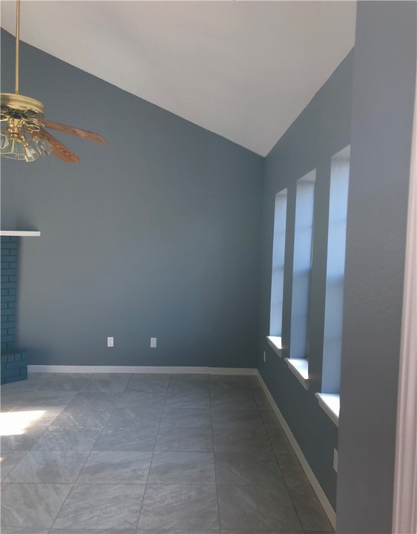 Oak Hill Iii Ph 1 Rogers - Residential Lease