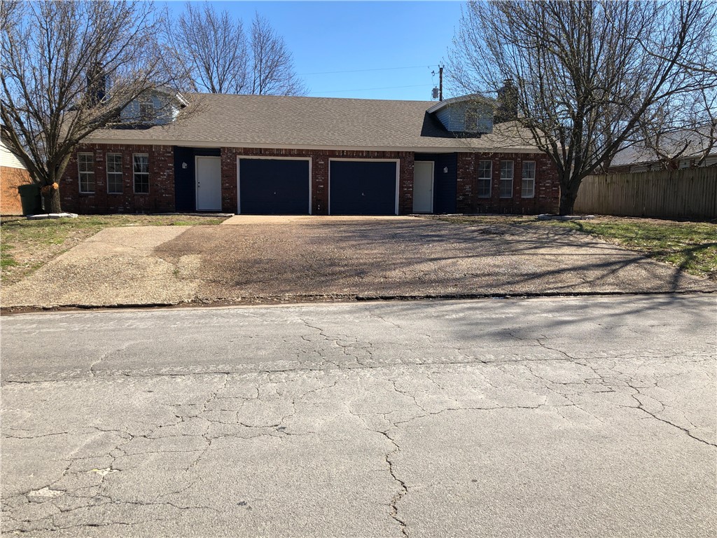 Welcome to 1127 S 26th Street, a well-maintained 3-bedroom, 2-bathroom home located in the heart of Rogers, AR. Offering approximately 1,500 square feet of living space, this home features a bright, open floor plan with plenty of natural light. The kitchen is updated with modern appliances and ample cabinet space, and the in-unit washer and dryer add everyday convenience. The home includes an attached one-car garage that offers secure parking and additional storage. Central heating and air provide year-round comfort, and the property is wheelchair accessible for added ease.
Lawn care and pest control services are included in the rent, making for truly low-maintenance living. Situated in an established neighborhood just minutes from shopping, dining, parks, and freeway, this home offers both comfort and convenience in a highly desirable location.