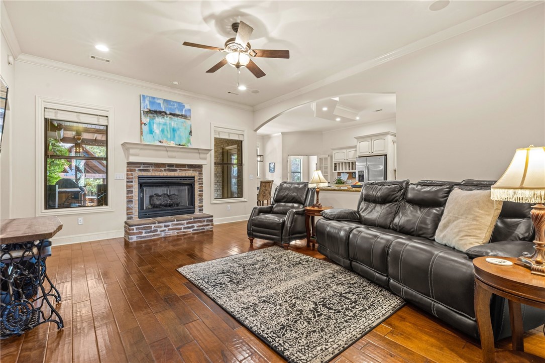 Shadow Valley Pud Ph Vii Rogers - Residential