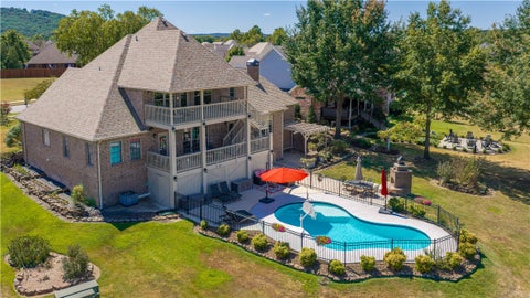 Photo of 3784 E Spyglass Hill Drive, Fayetteville, AR 72701 (MLS # 1365966)