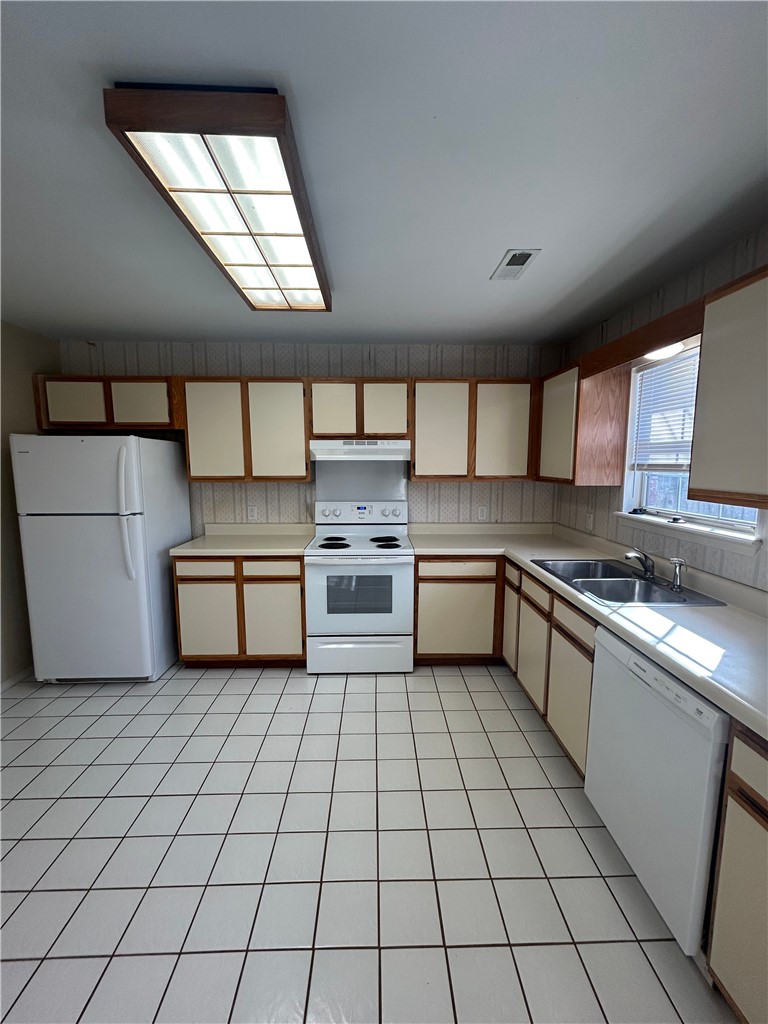 Applegate Sub Bentonville - Residential Lease