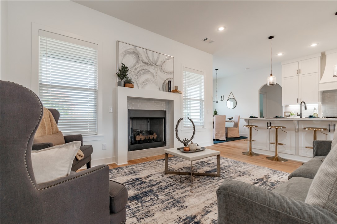 FARMINGTON OUTLOTS - Residential