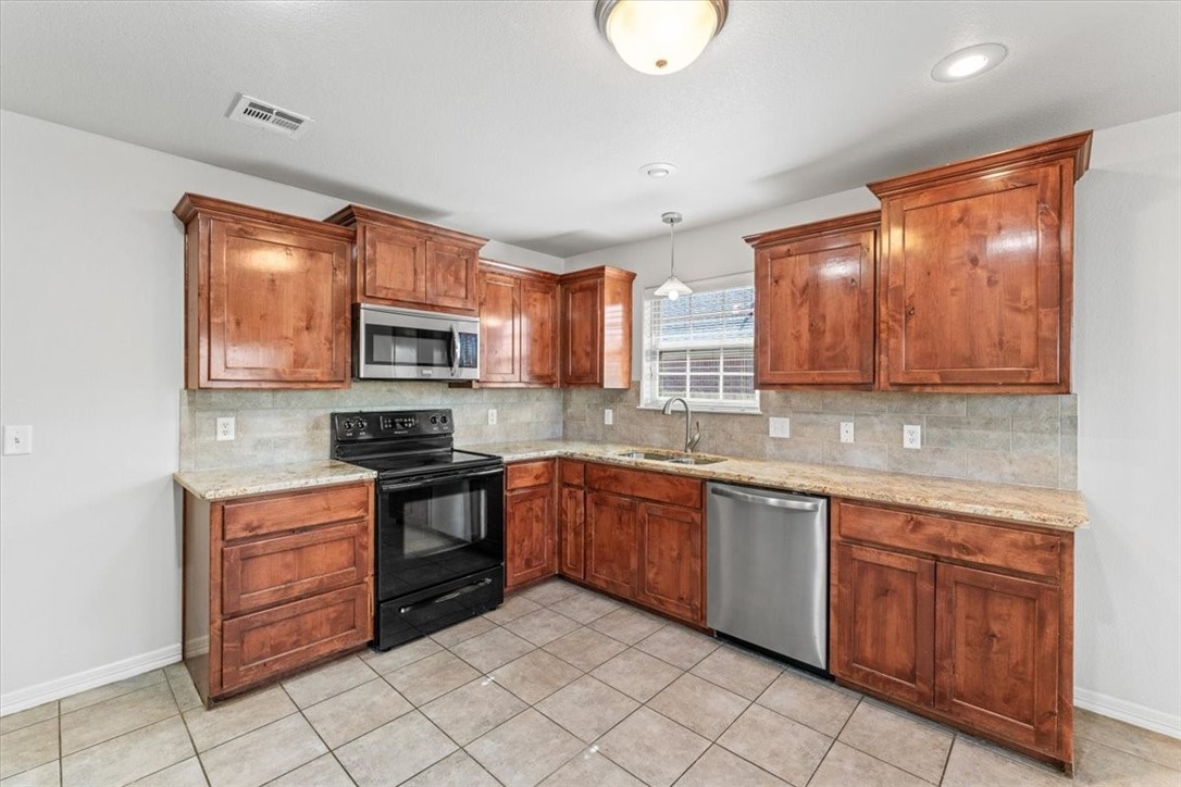 Spring Creek Park Springdale - Residential Lease