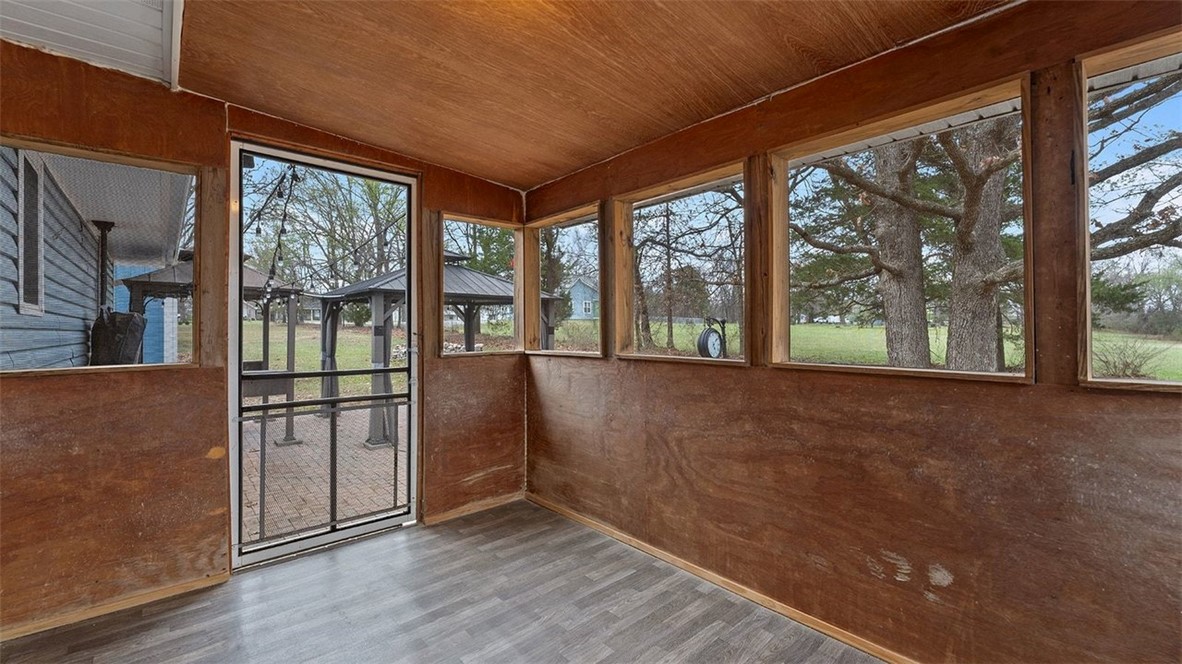 12-20-33-Gravette - Residential