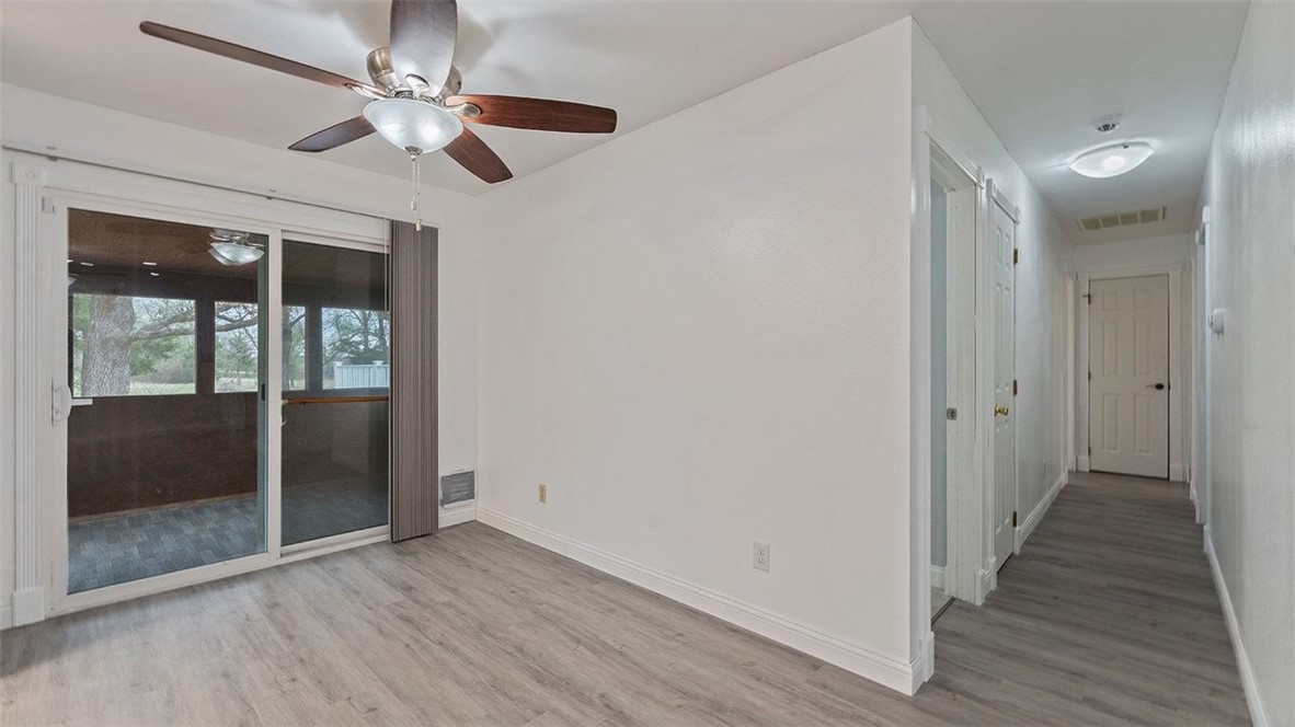 12-20-33-Gravette - Residential