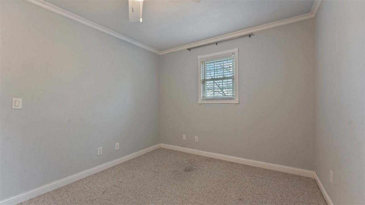 12-20-33-Gravette - Residential