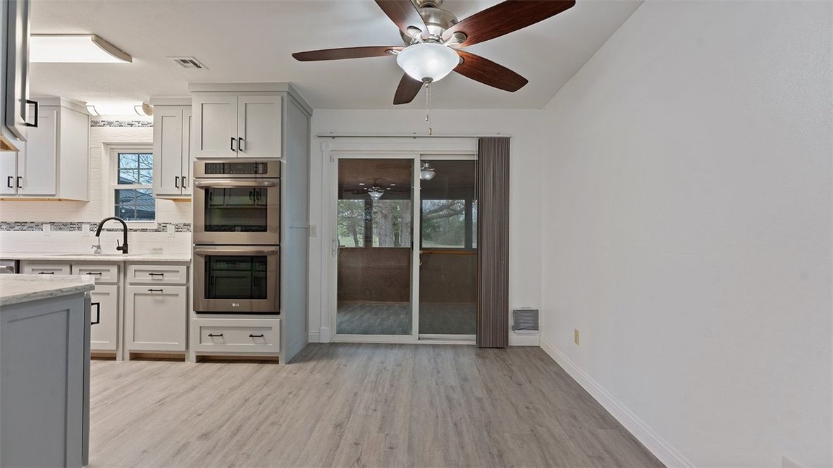 12-20-33-Gravette - Residential