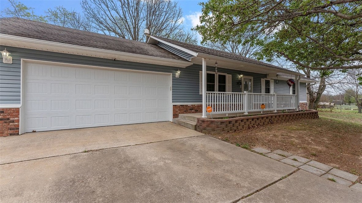 12-20-33-Gravette - Residential