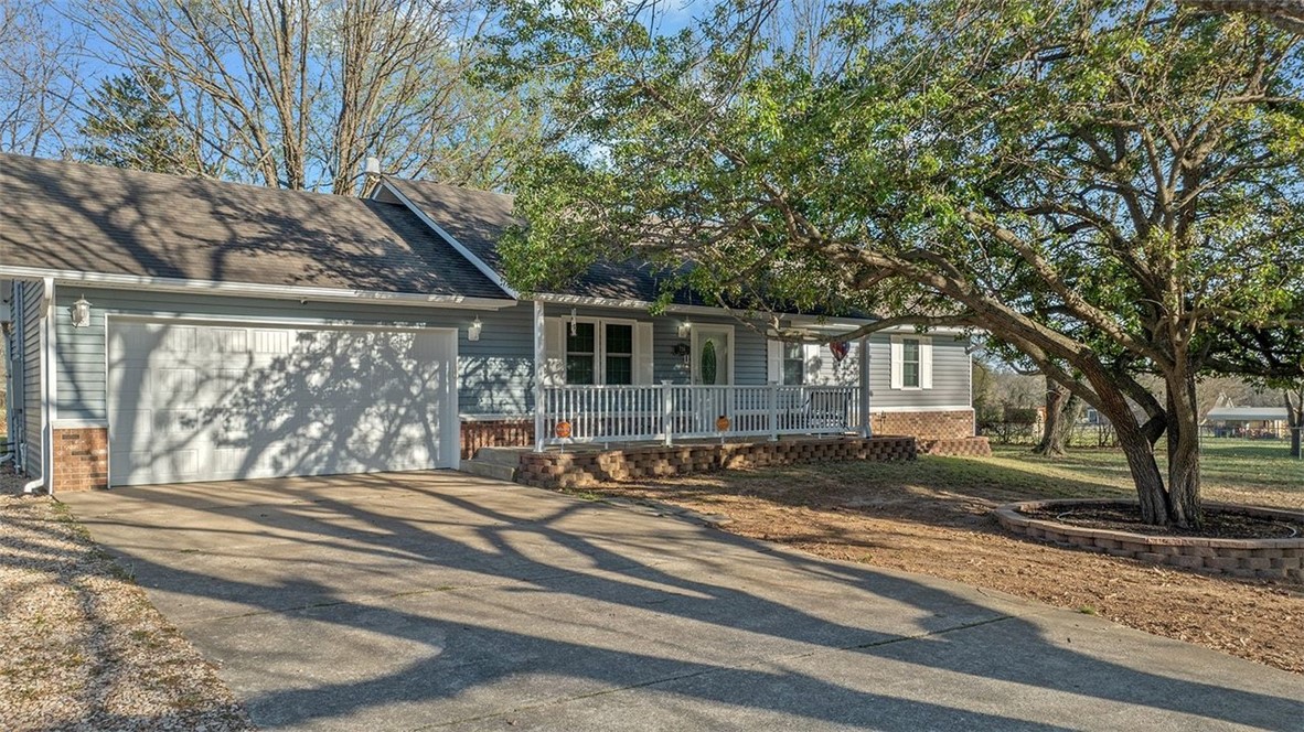 12-20-33-Gravette - Residential