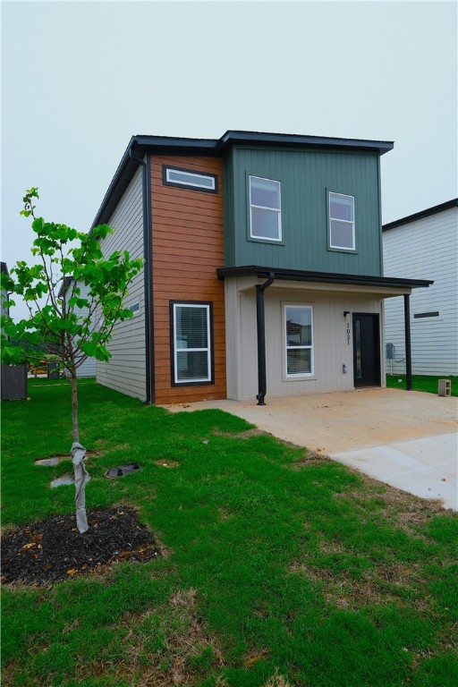 Wonderful new subdivision in Bentonville School District. Less than 5 miles from Walmart Corporate office. Come enjoy simplified living in a modern environment. Future park and walking trails throughout neighborhood. Schedule a showing today!