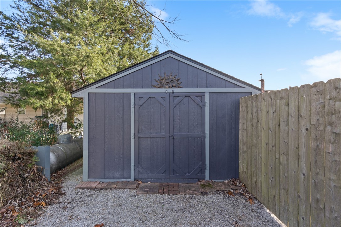 Unit 9 Holiday Island - Residential