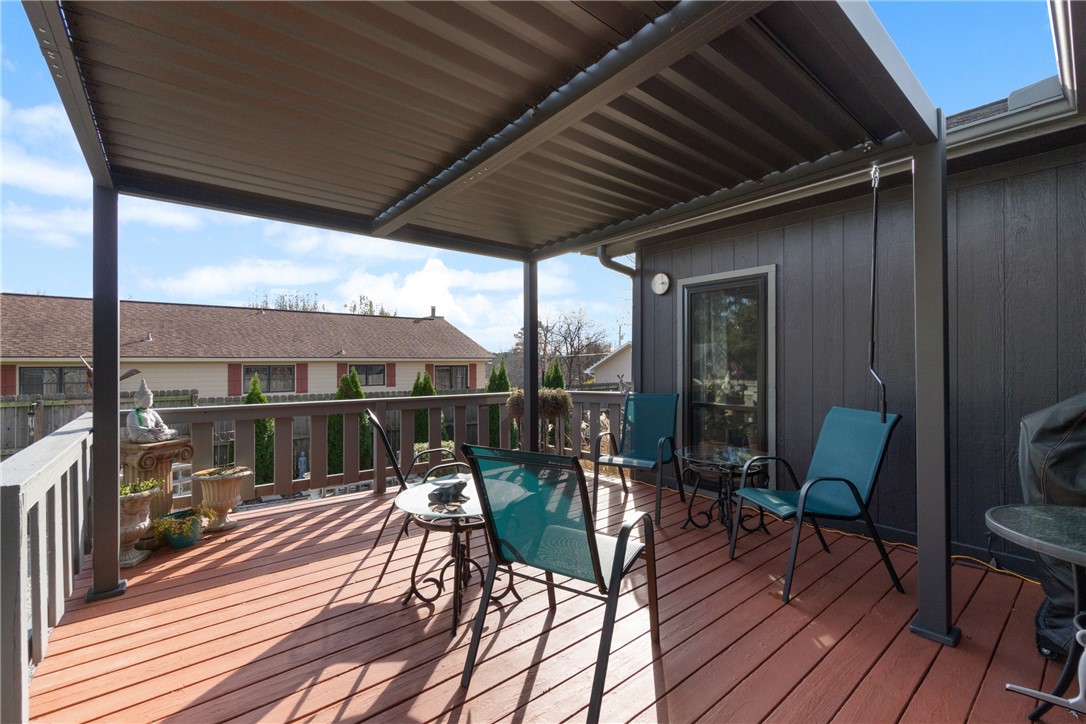 Unit 9 Holiday Island - Residential