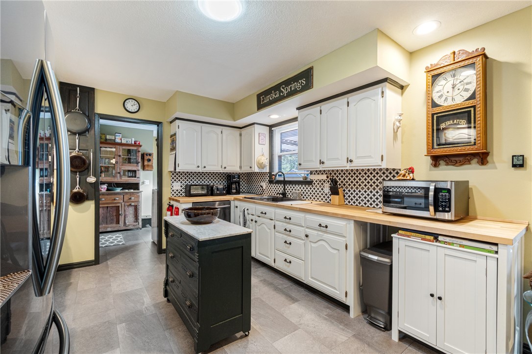 Unit 9 Holiday Island - Residential