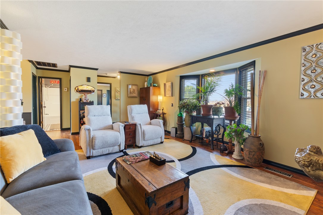 Unit 9 Holiday Island - Residential