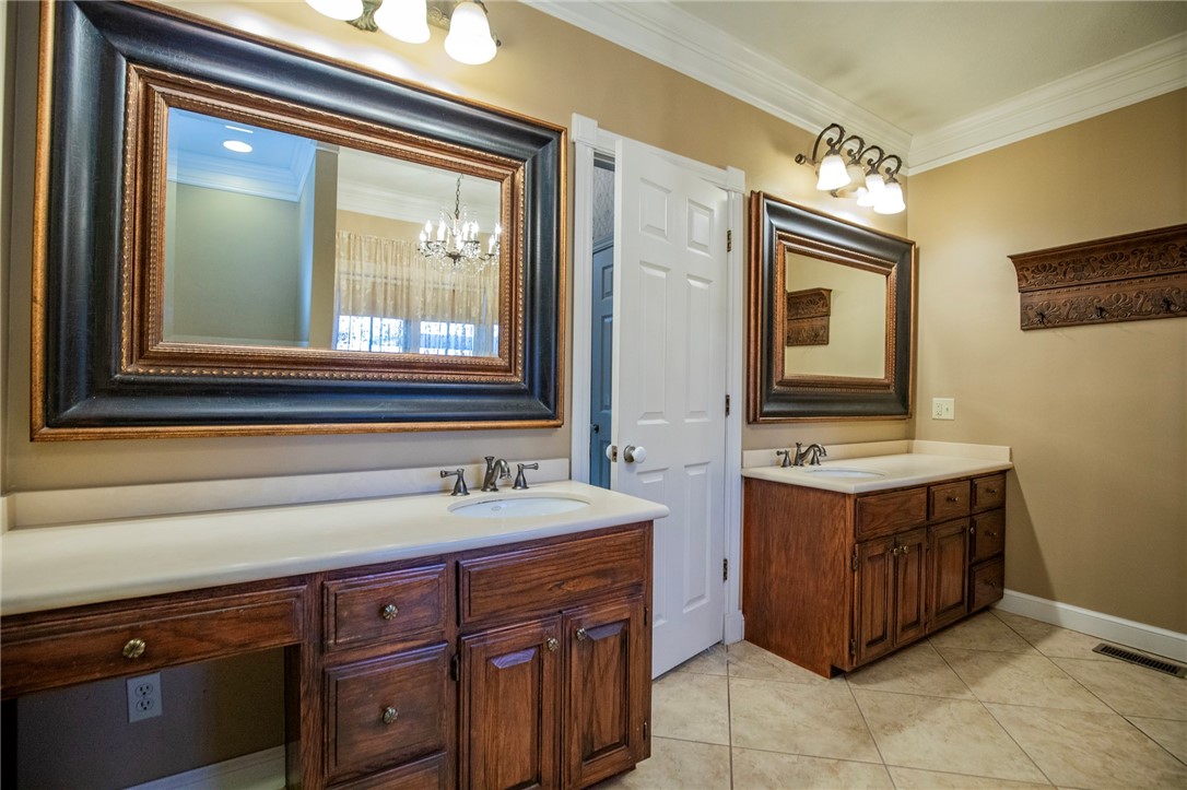 El Contento Acres Bentonville - Residential