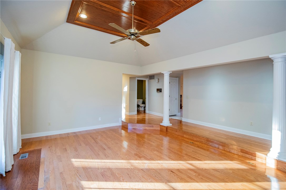 El Contento Acres Bentonville - Residential