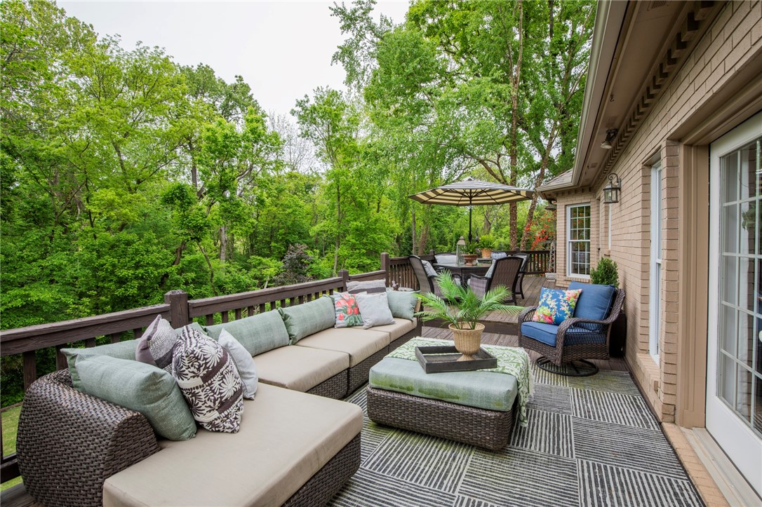 El Contento Acres Bentonville - Residential