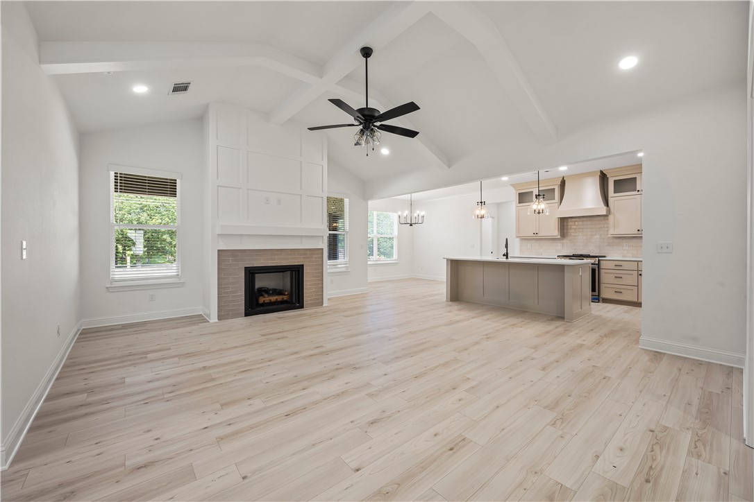 Spring Creek Farms Ph I Springdale - Residential