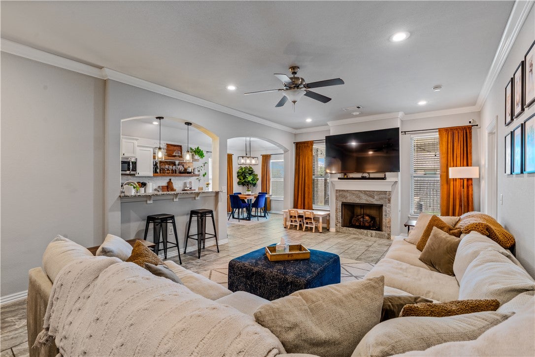 4242 W Divide Drive